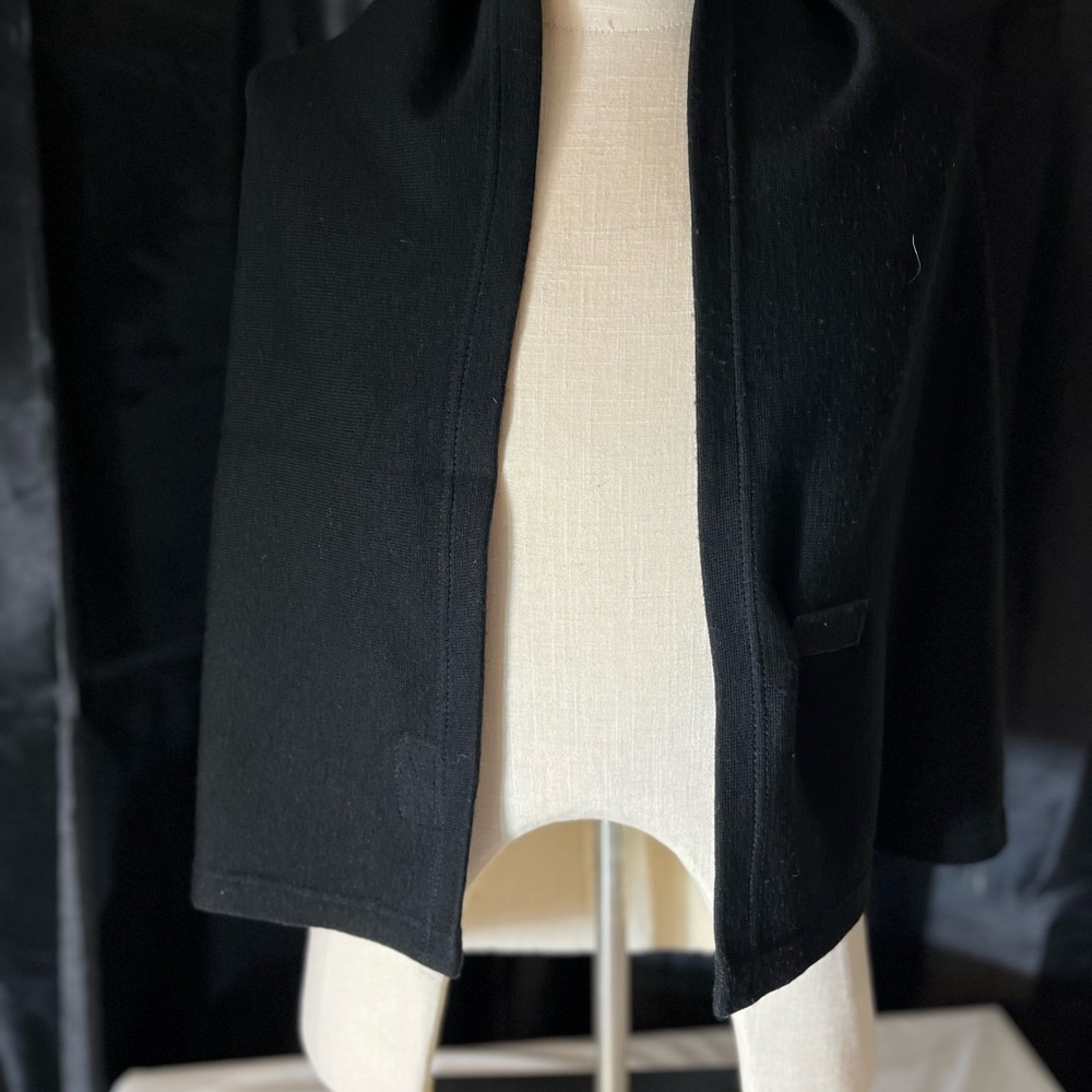 Shawl Black Open Front